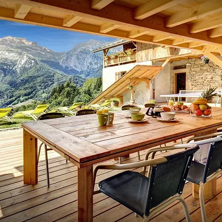 Ladroit - Ovo Network Chalet *